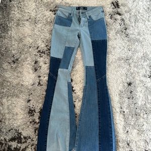 Hollister Patch Bootcut Jeans 💕